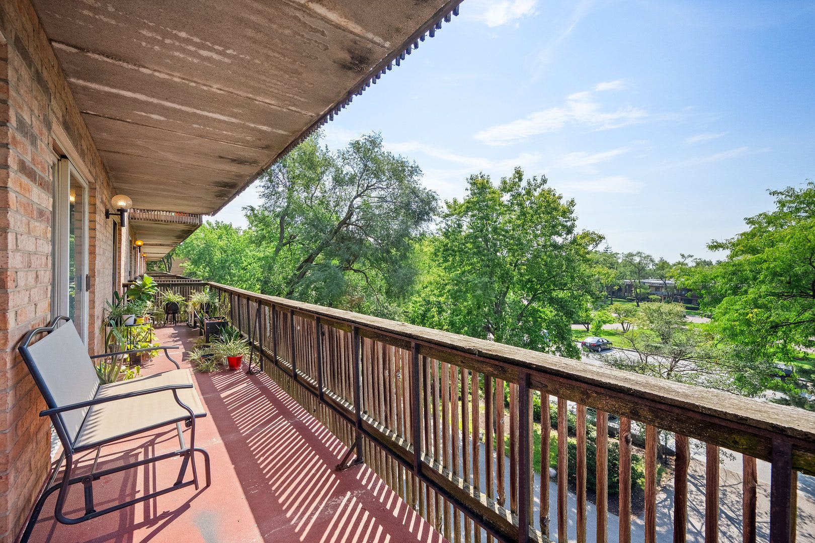 Downers Grove, IL 60516 Downers Grove, IL 60516