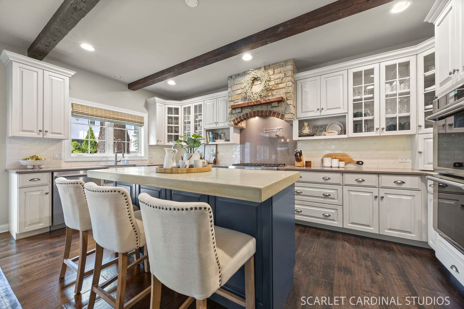 835 S Wright Street, Naperville, IL 60540