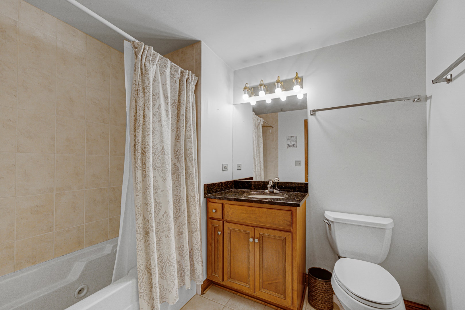 7050 183rd Street, #409, Tinley Park, IL 60477