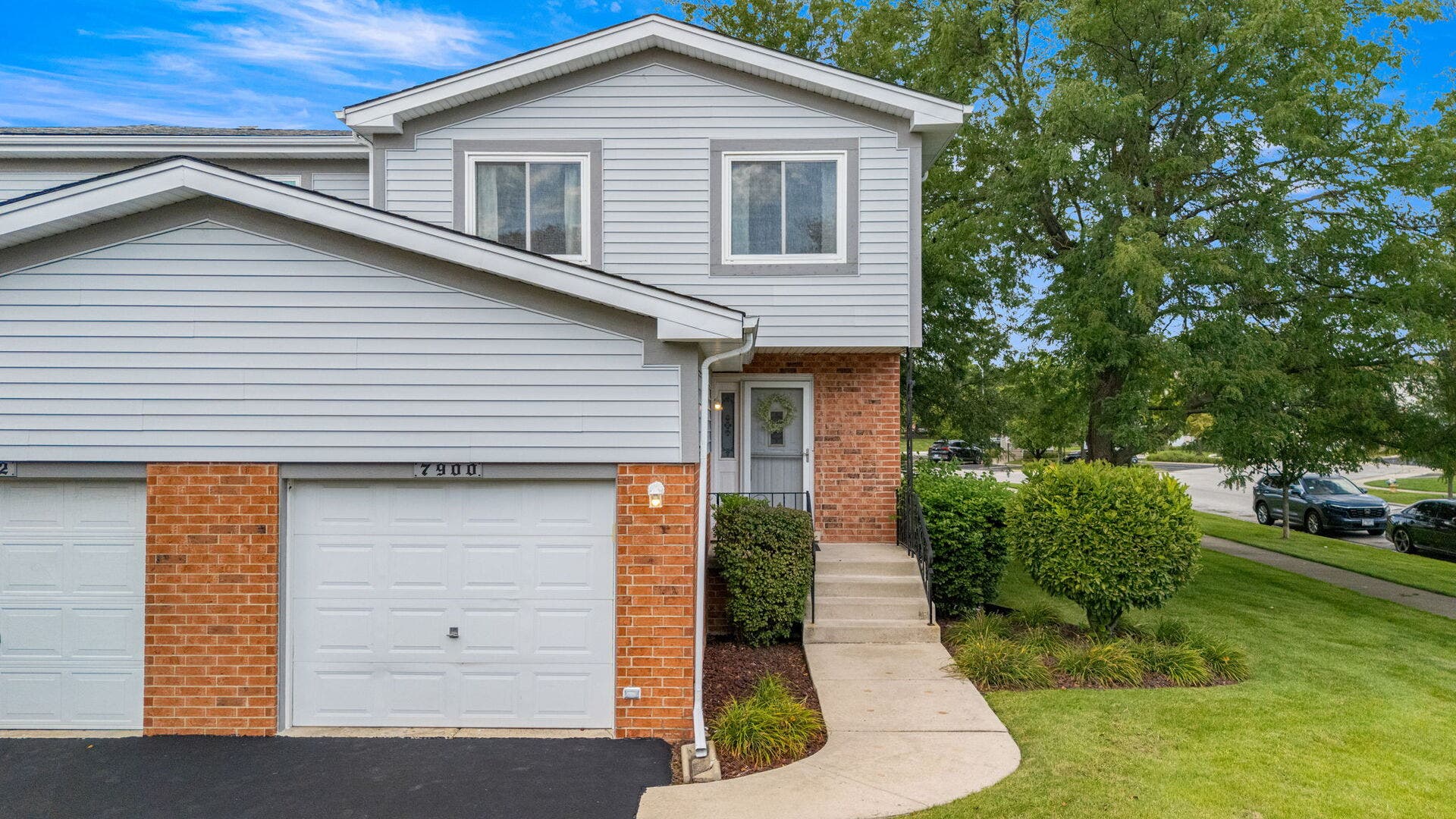 7900 160th Street, Tinley Park, IL 60477