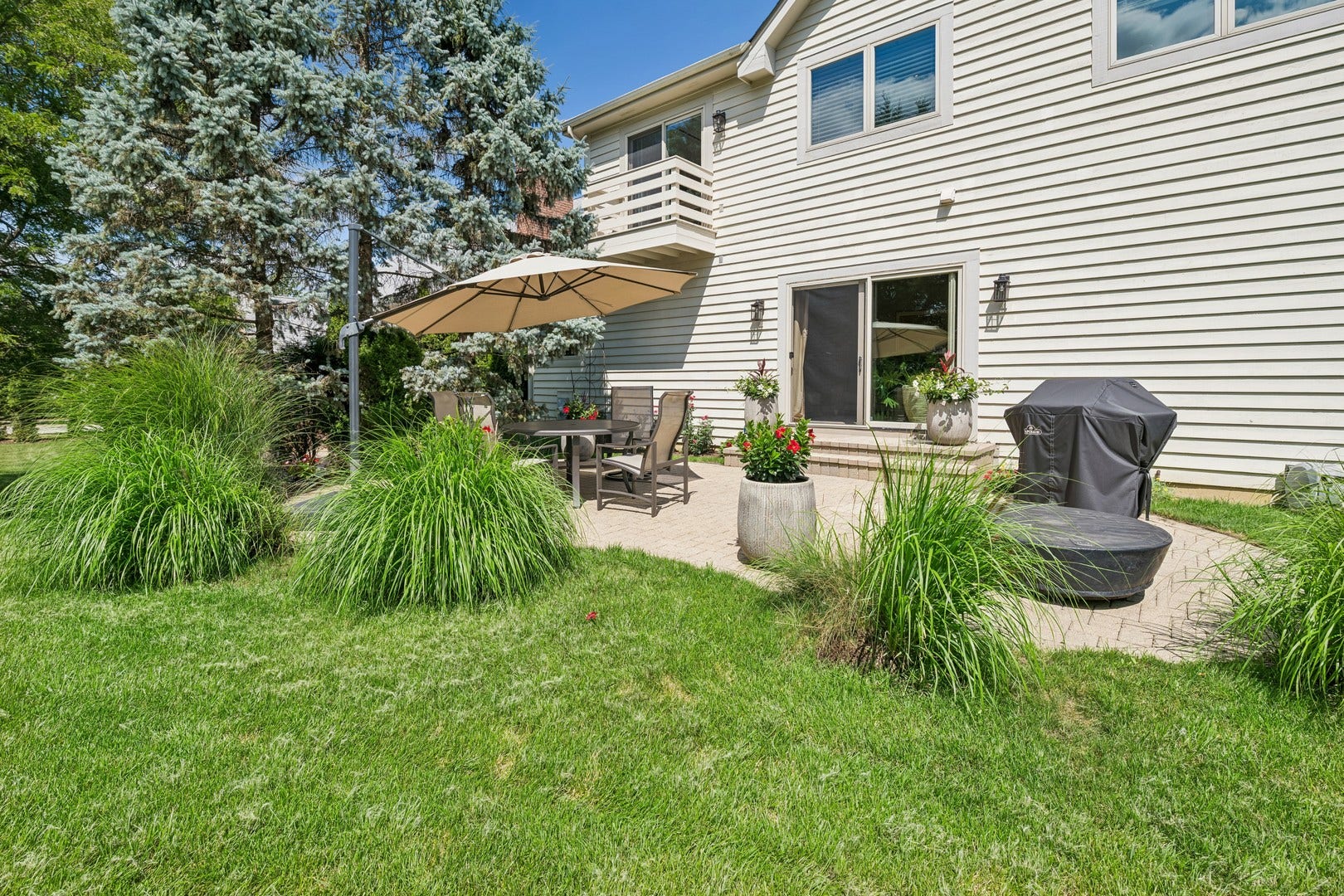 1268 N Palos Avenue, Palatine, IL 60067 1268 N Palos Avenue, Palatine, IL 60067