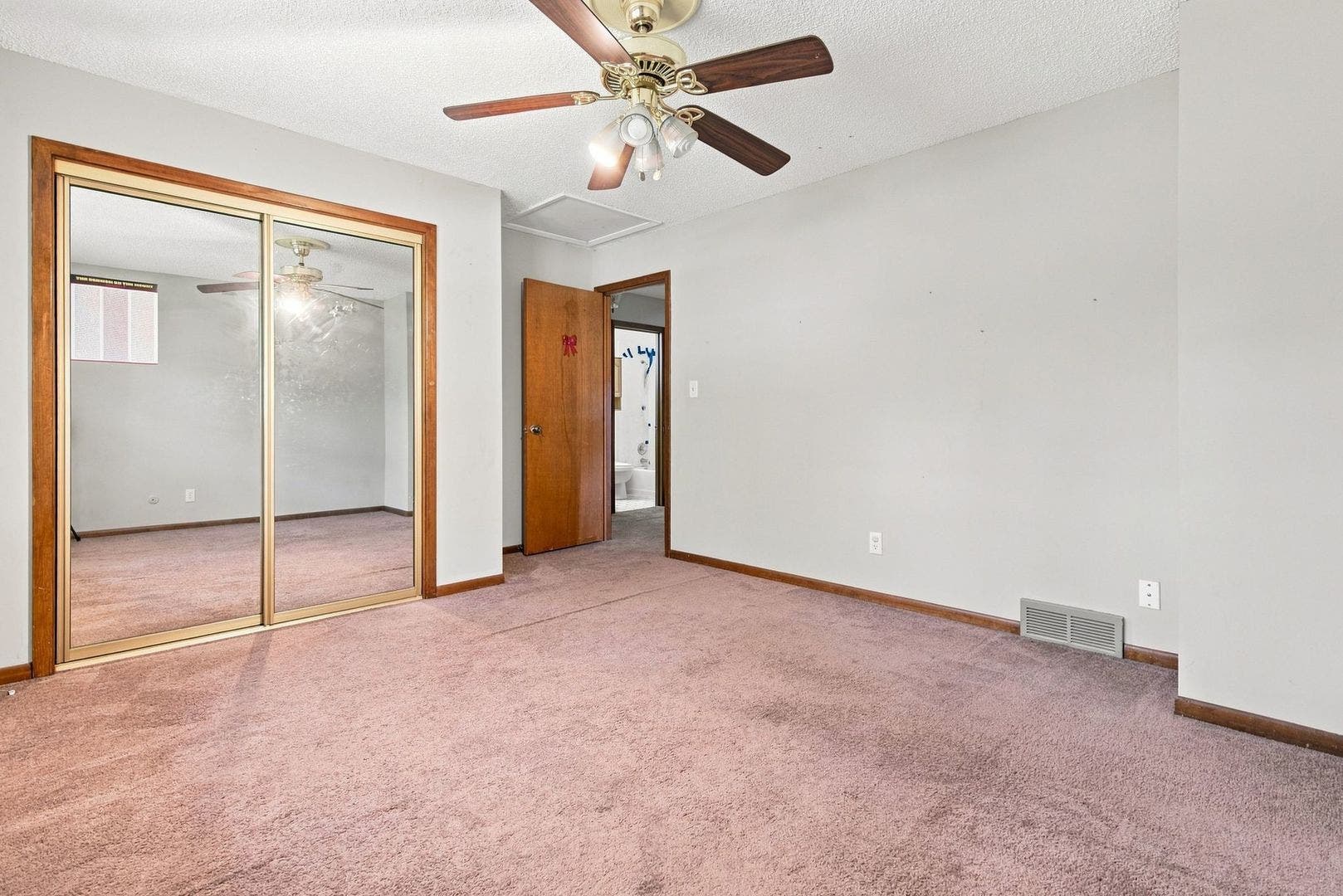 1120 Joel Avenue, Aurora, IL 60505 1120 Joel Avenue, Aurora, IL 60505