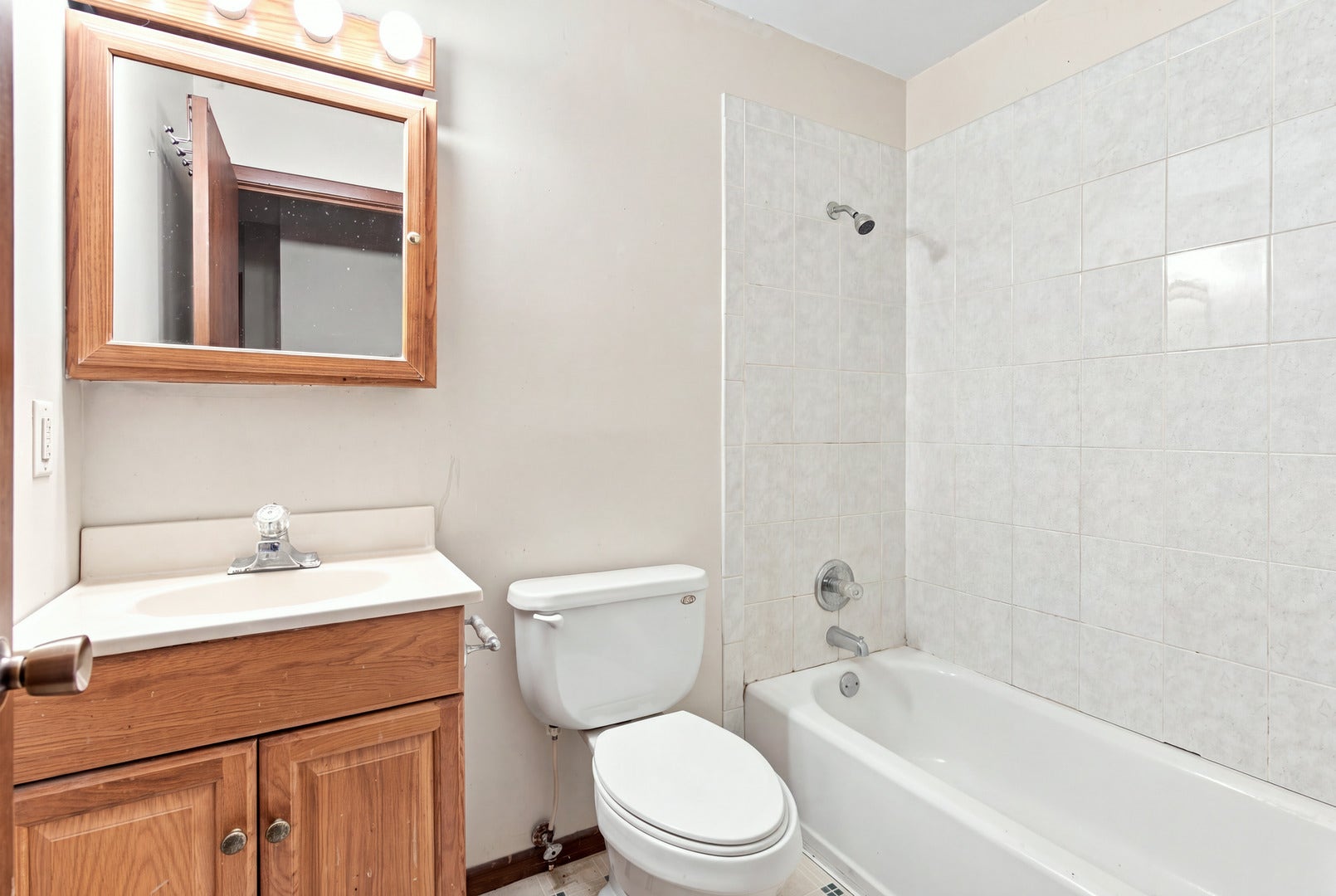 1120 Joel Avenue, Aurora, IL 60505 1120 Joel Avenue, Aurora, IL 60505