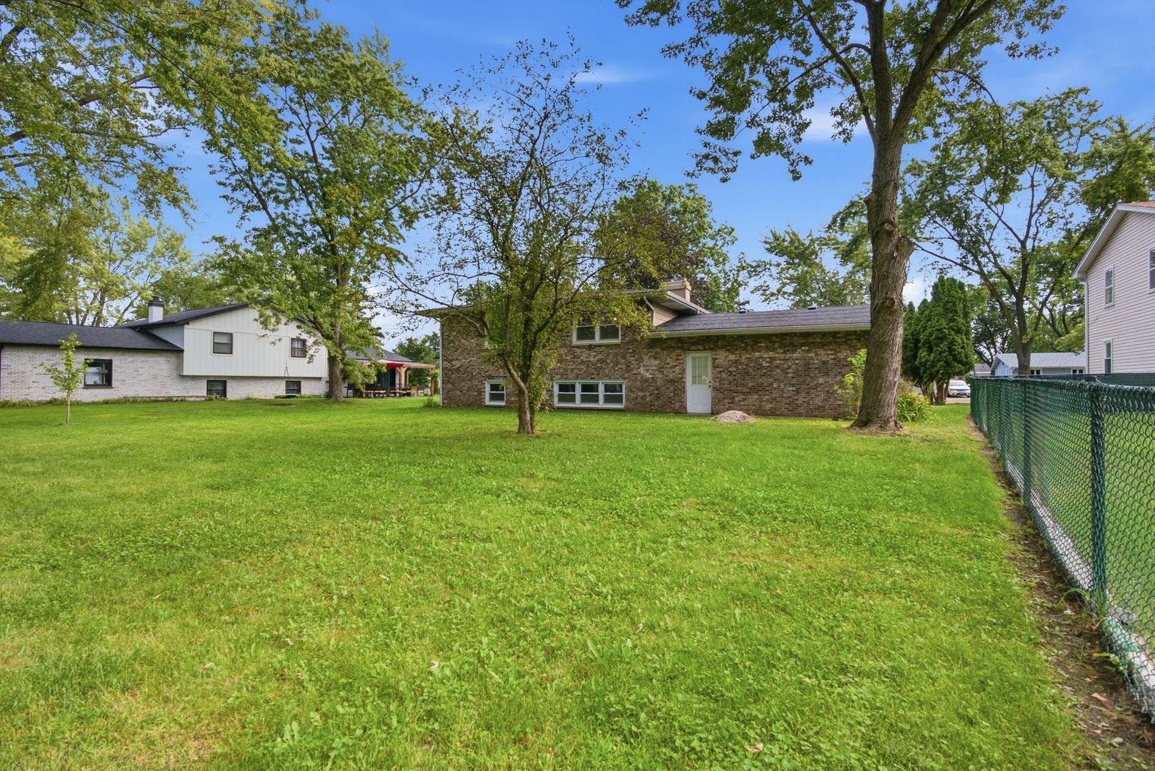 1120 Joel Avenue, Aurora, IL 60505 1120 Joel Avenue, Aurora, IL 60505