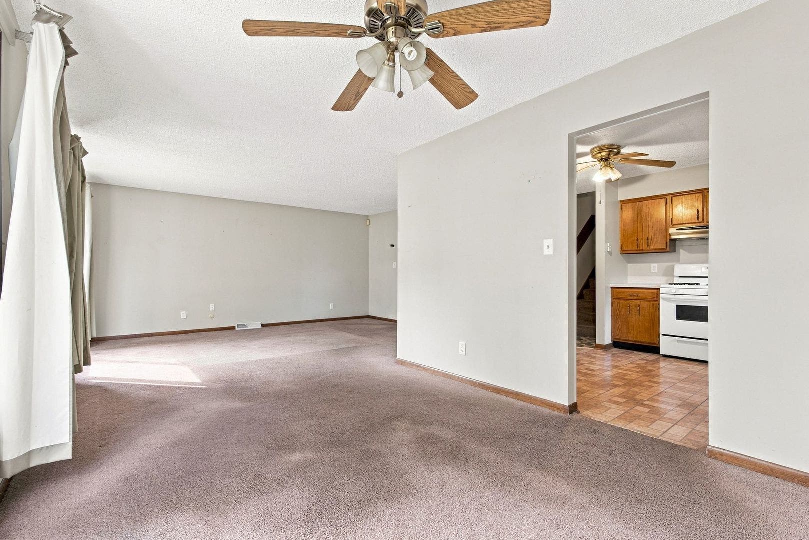 1120 Joel Avenue, Aurora, IL 60505 1120 Joel Avenue, Aurora, IL 60505
