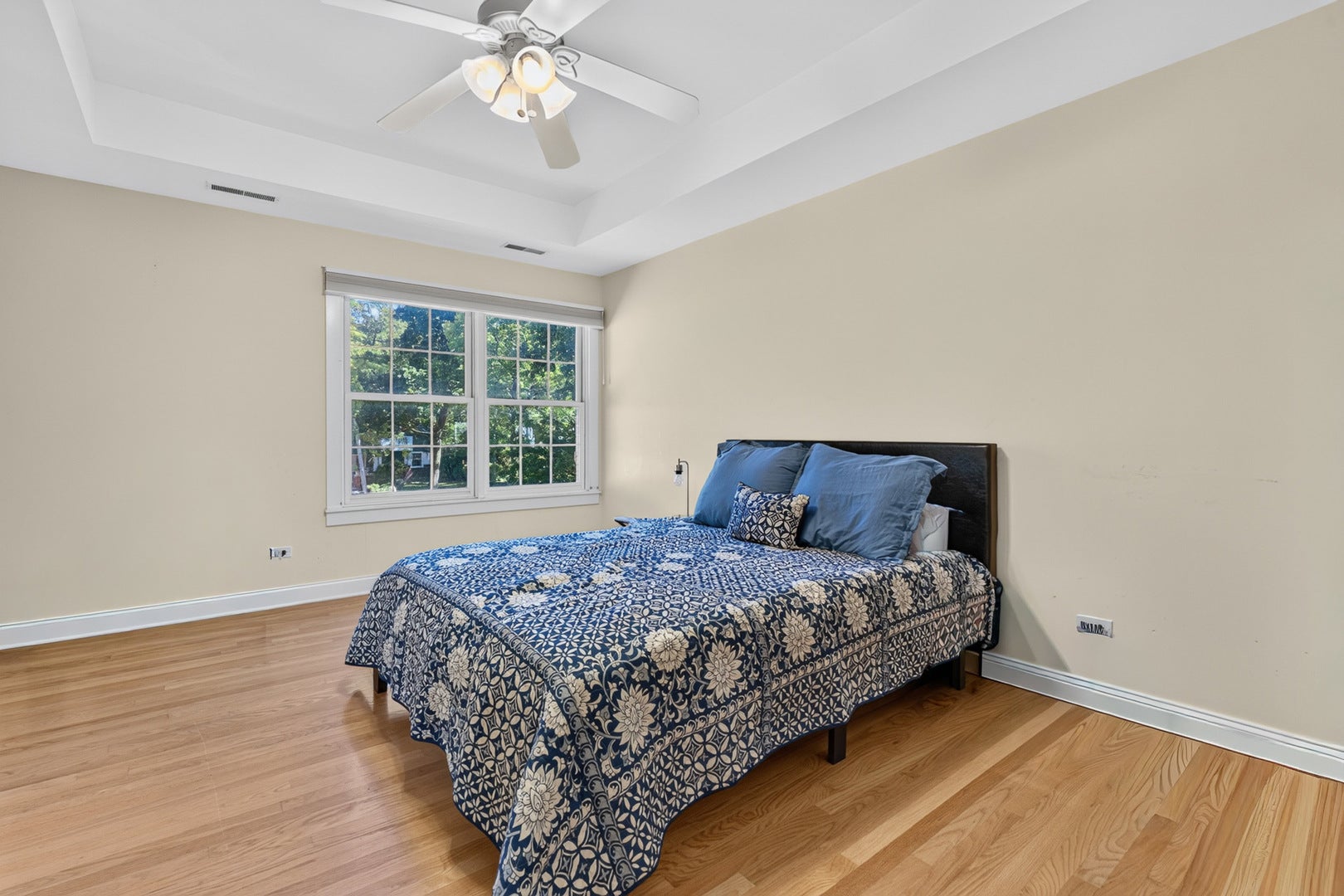1520 Oakwood Avenue, Highland Park, IL 60035 1520 Oakwood Avenue, Highland Park, IL 60035