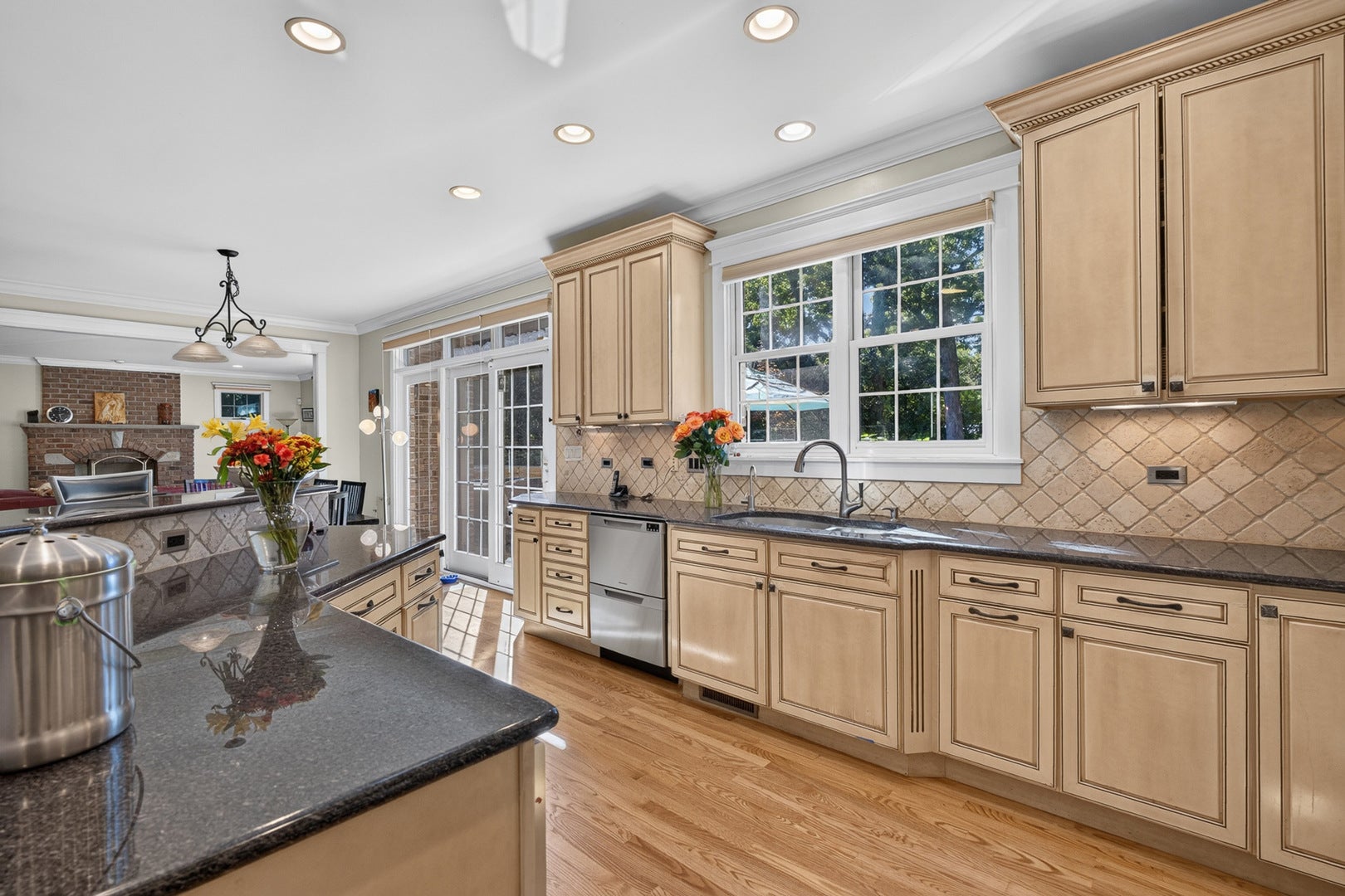 1520 Oakwood Avenue, Highland Park, IL 60035 1520 Oakwood Avenue, Highland Park, IL 60035
