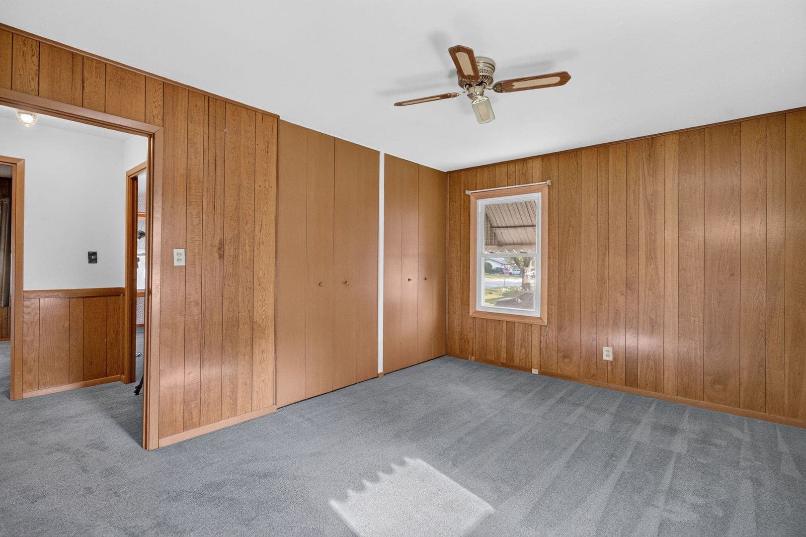124 Fairlane Drive, Joliet, IL 60435