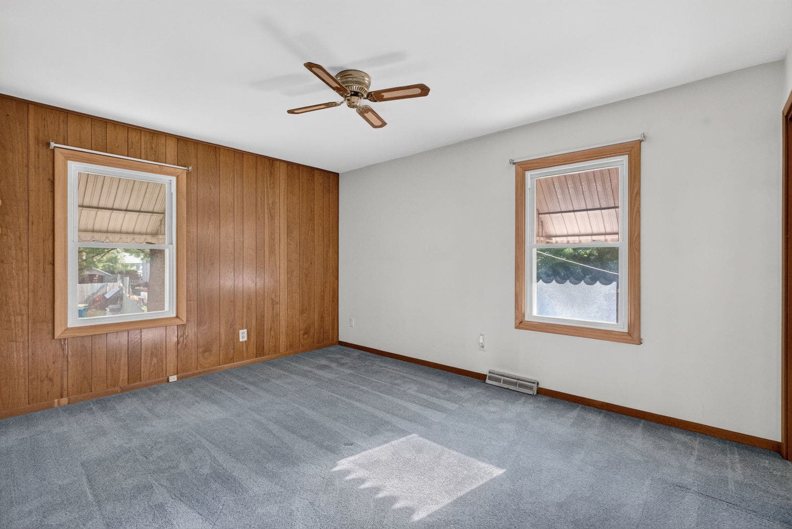 124 Fairlane Drive, Joliet, IL 60435