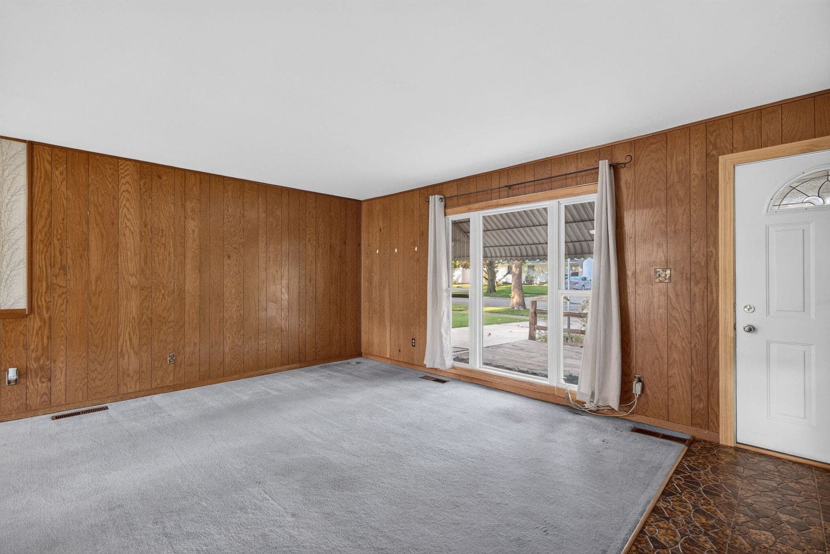 124 Fairlane Drive, Joliet, IL 60435