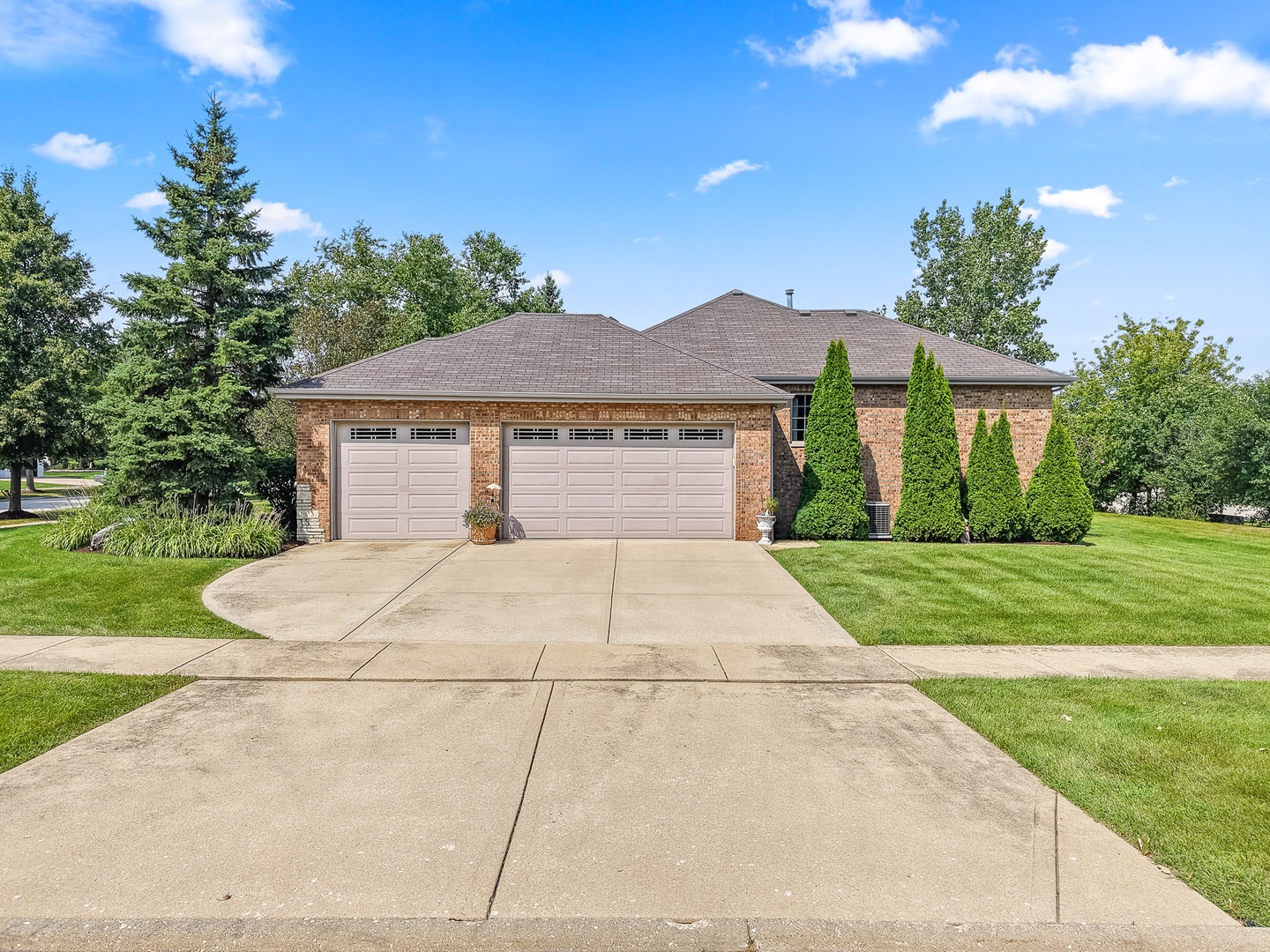 12991 Mayfair Drive, Lemont, IL 60439 12991 Mayfair Drive, Lemont, IL 60439
