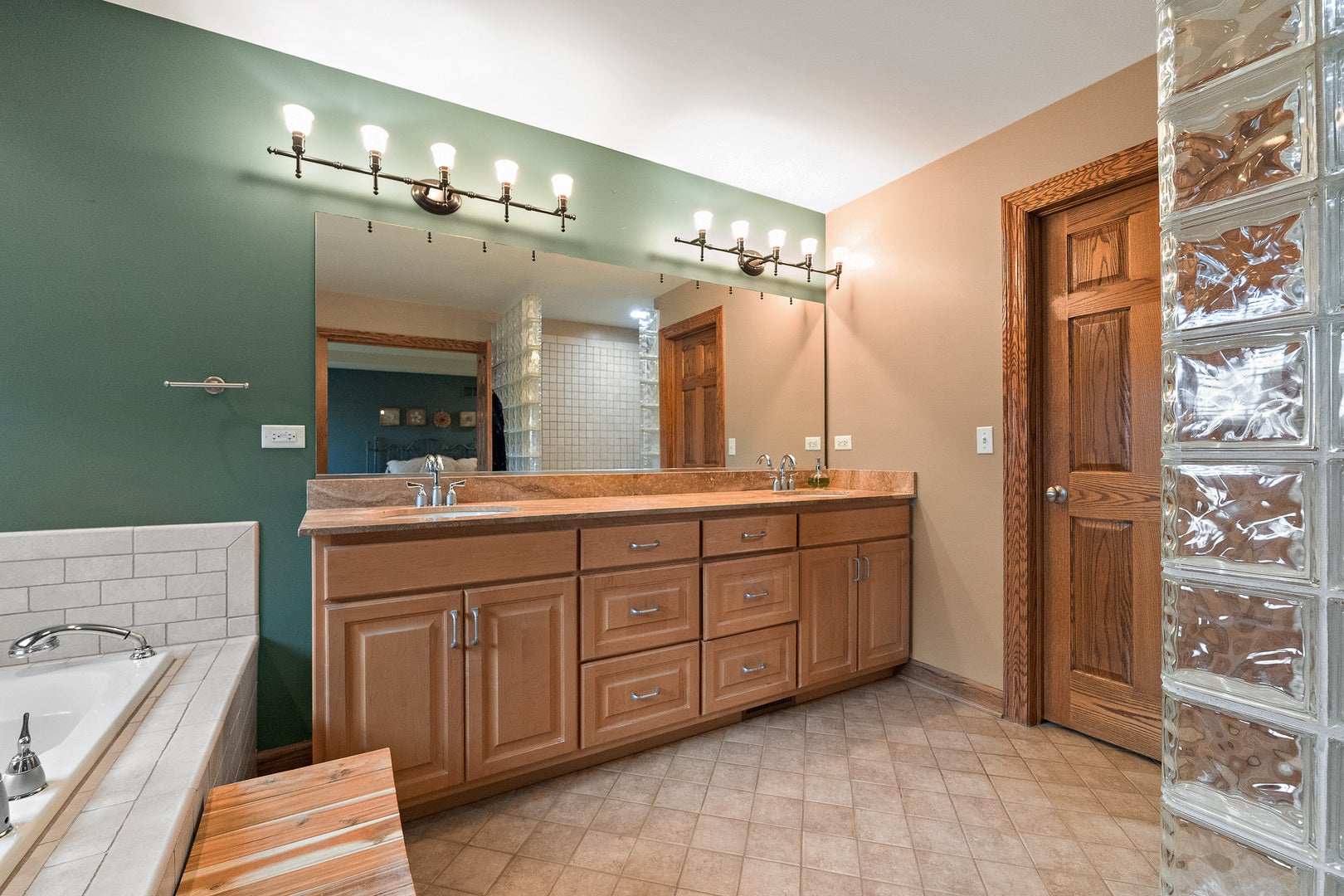 12991 Mayfair Drive, Lemont, IL 60439 12991 Mayfair Drive, Lemont, IL 60439
