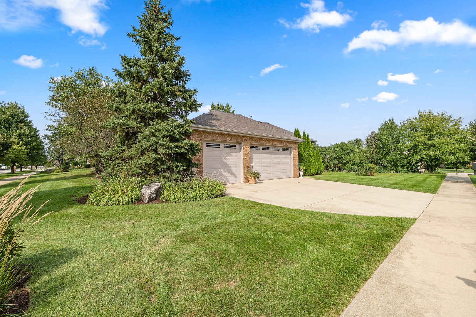 12991 Mayfair Drive, Lemont, IL 60439 12991 Mayfair Drive, Lemont, IL 60439