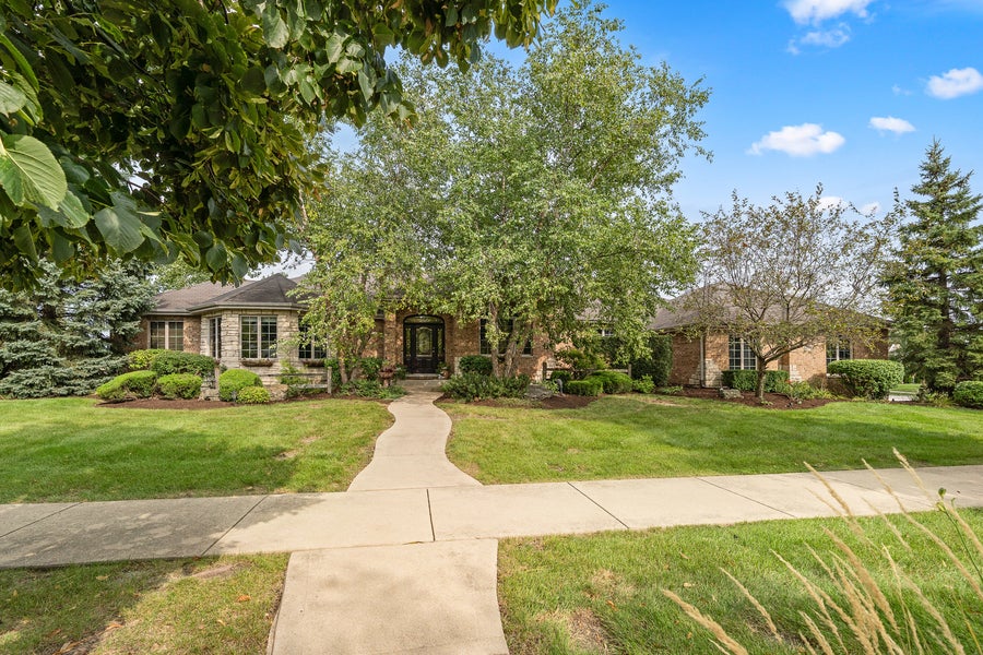 Property photo for 12991 Mayfair Drive, Lemont, IL