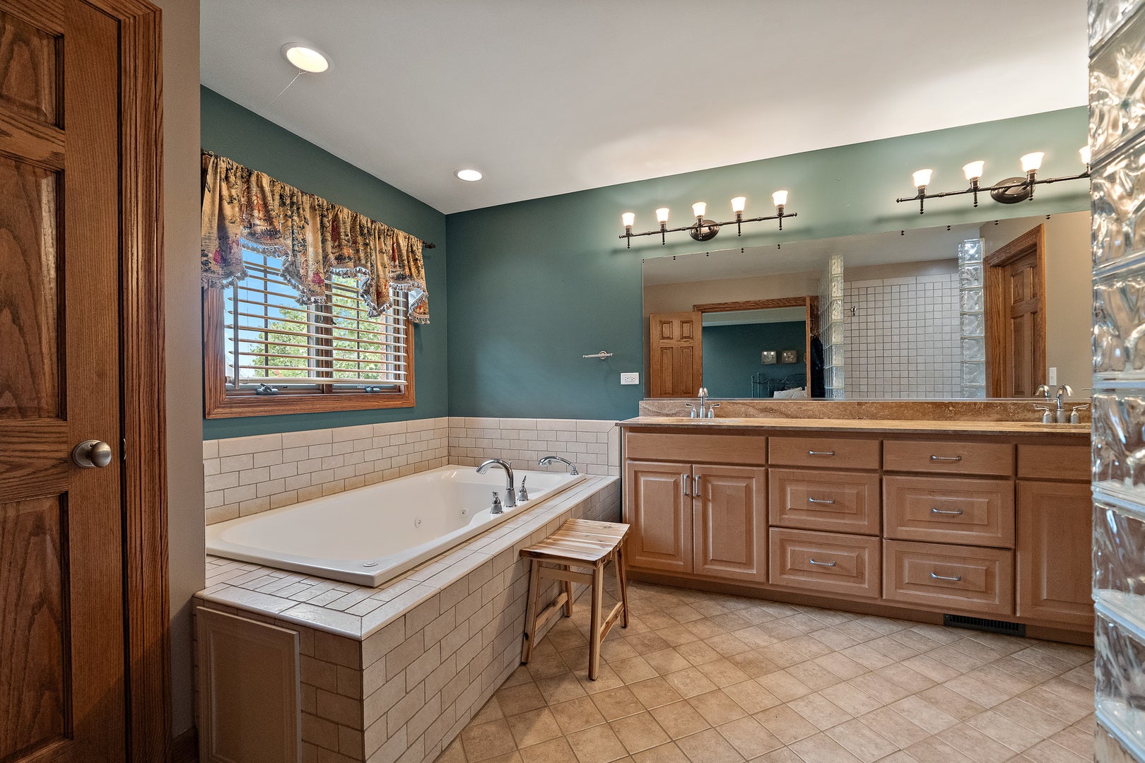 12991 Mayfair Drive, Lemont, IL 60439 12991 Mayfair Drive, Lemont, IL 60439