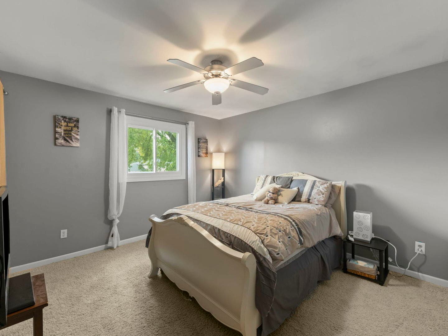 109 Prairie Drive, Minooka, IL 60447 109 Prairie Drive, Minooka, IL 60447