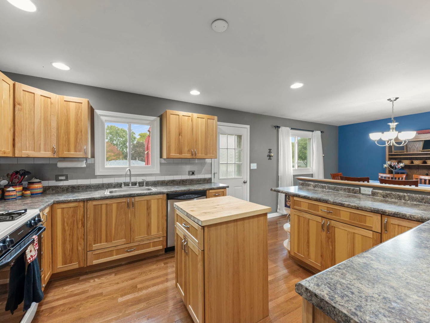 109 Prairie Drive, Minooka, IL 60447 109 Prairie Drive, Minooka, IL 60447
