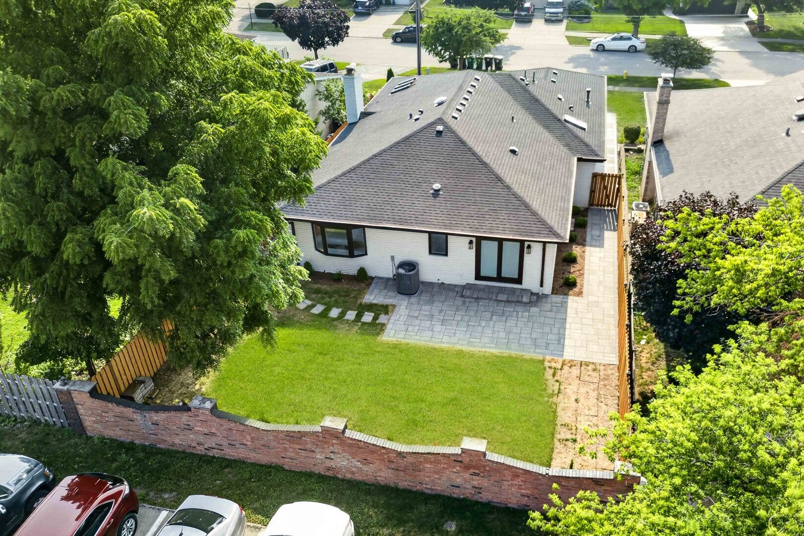 1013 N Delphia Avenue, Park Ridge, IL 60068 1013 N Delphia Avenue, Park Ridge, IL 60068