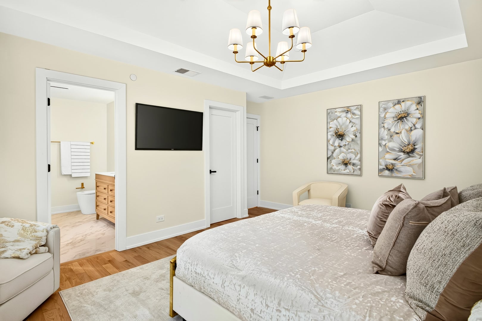 1013 N Delphia Avenue, Park Ridge, IL 60068 1013 N Delphia Avenue, Park Ridge, IL 60068