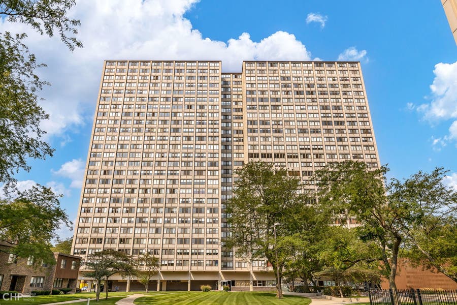 Property photo for 4850 S Lake Park Avenue, #2109B, Chicago, IL