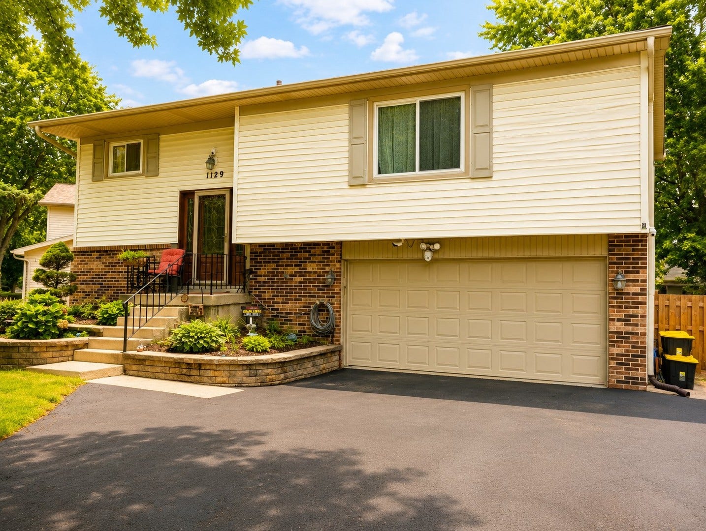 1129 Bramble Avenue, Bolingbrook, IL 60490 1129 Bramble Avenue, Bolingbrook, IL 60490