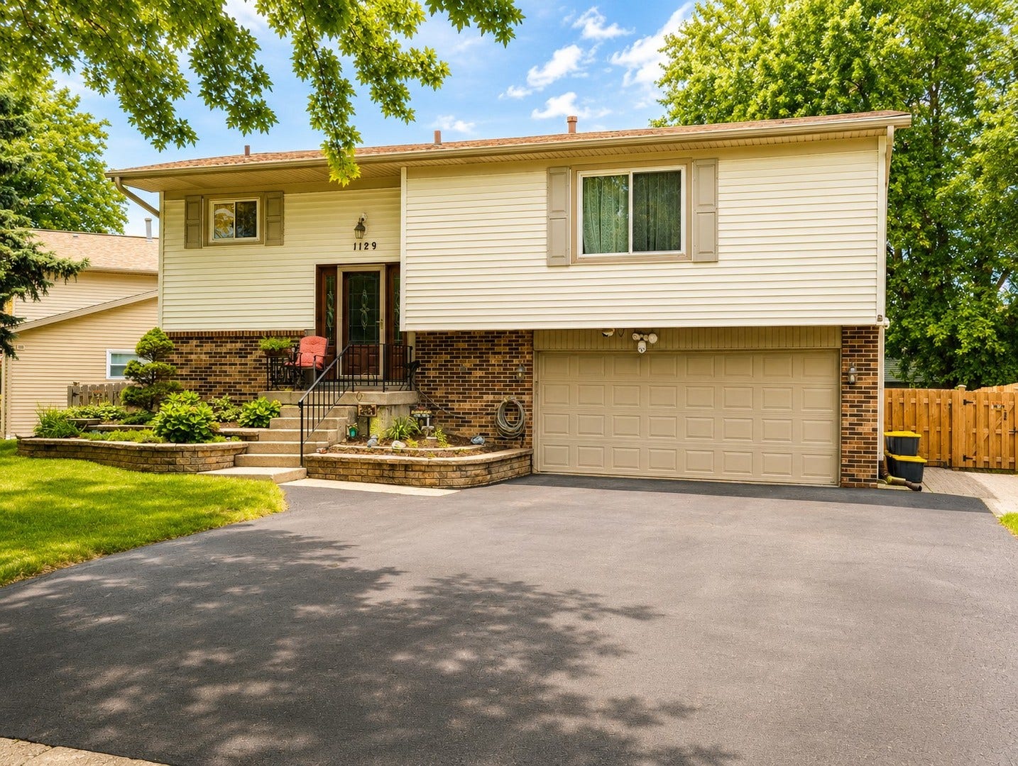 1129 Bramble Avenue, Bolingbrook, IL 60490 1129 Bramble Avenue, Bolingbrook, IL 60490
