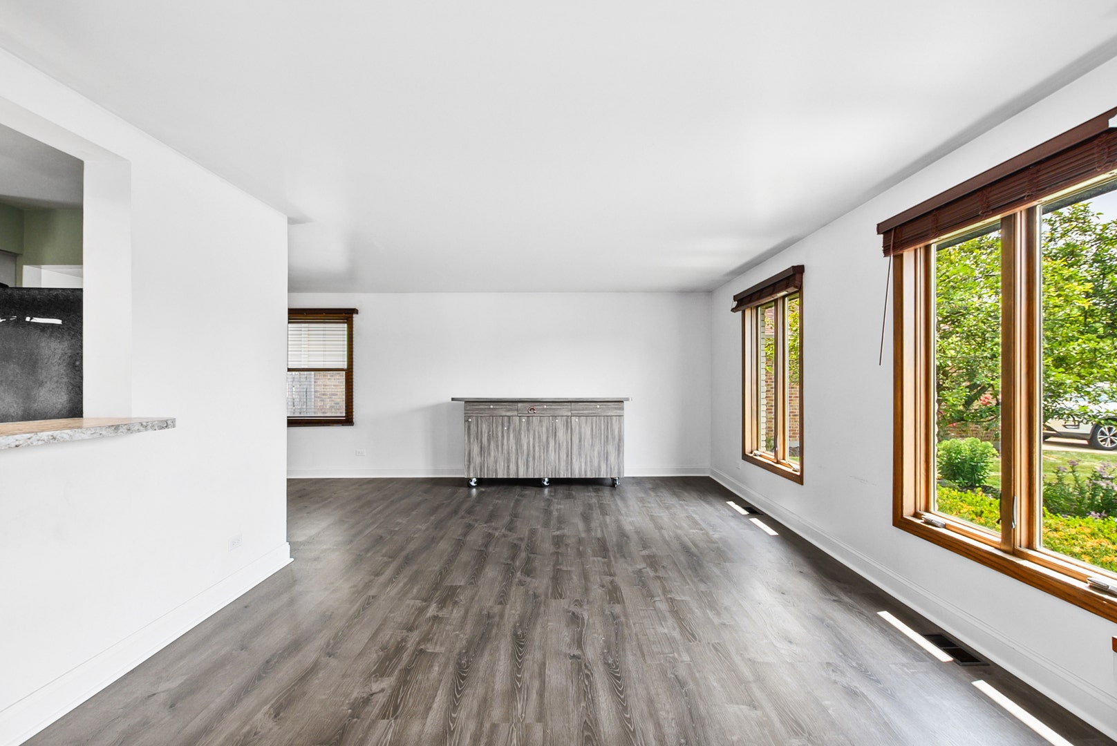 11672 Glenview Drive, Orland Park, IL 60467 11672 Glenview Drive, Orland Park, IL 60467