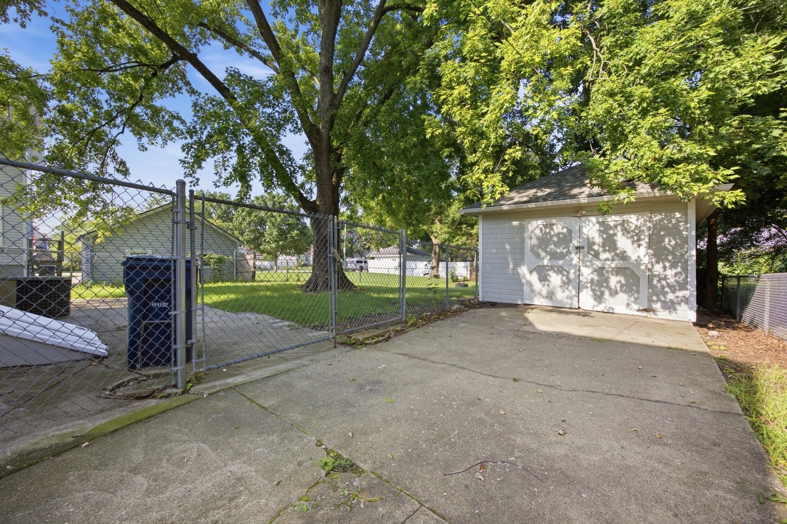 340 Moseley Street, Elgin, IL 60123 340 Moseley Street, Elgin, IL 60123