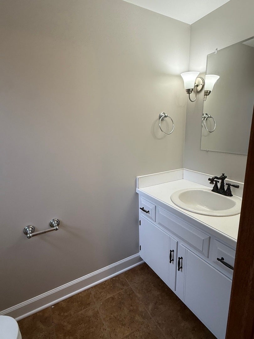 1711 Corregidor Street, Joliet, IL 60435 1711 Corregidor Street, Joliet, IL 60435