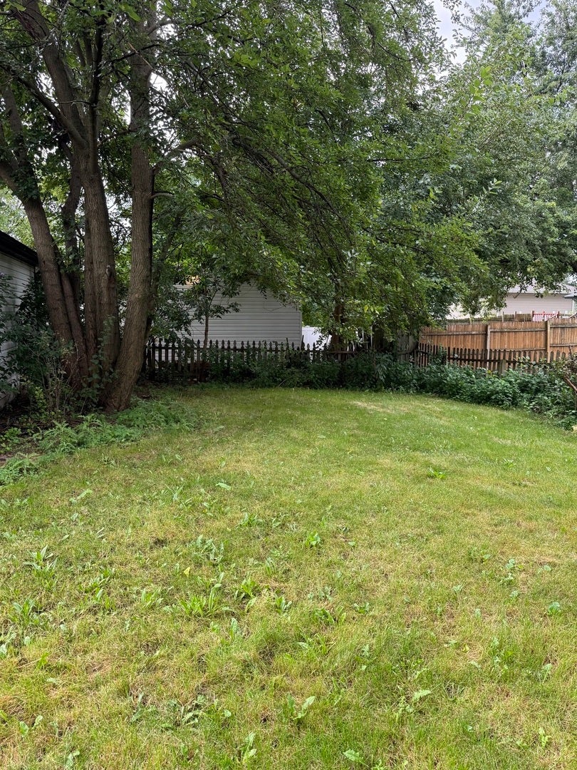 1711 Corregidor Street, Joliet, IL 60435 1711 Corregidor Street, Joliet, IL 60435