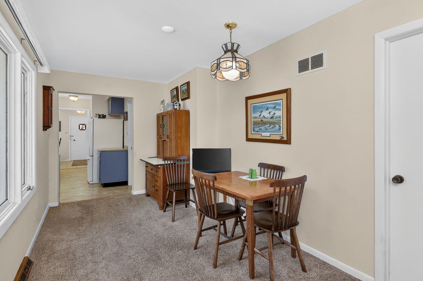 4218 Seeley Avenue, Downers Grove, IL 60515