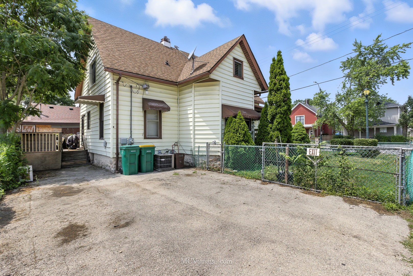 514 E Jackson Street, Joliet, IL 60432 514 E Jackson Street, Joliet, IL 60432