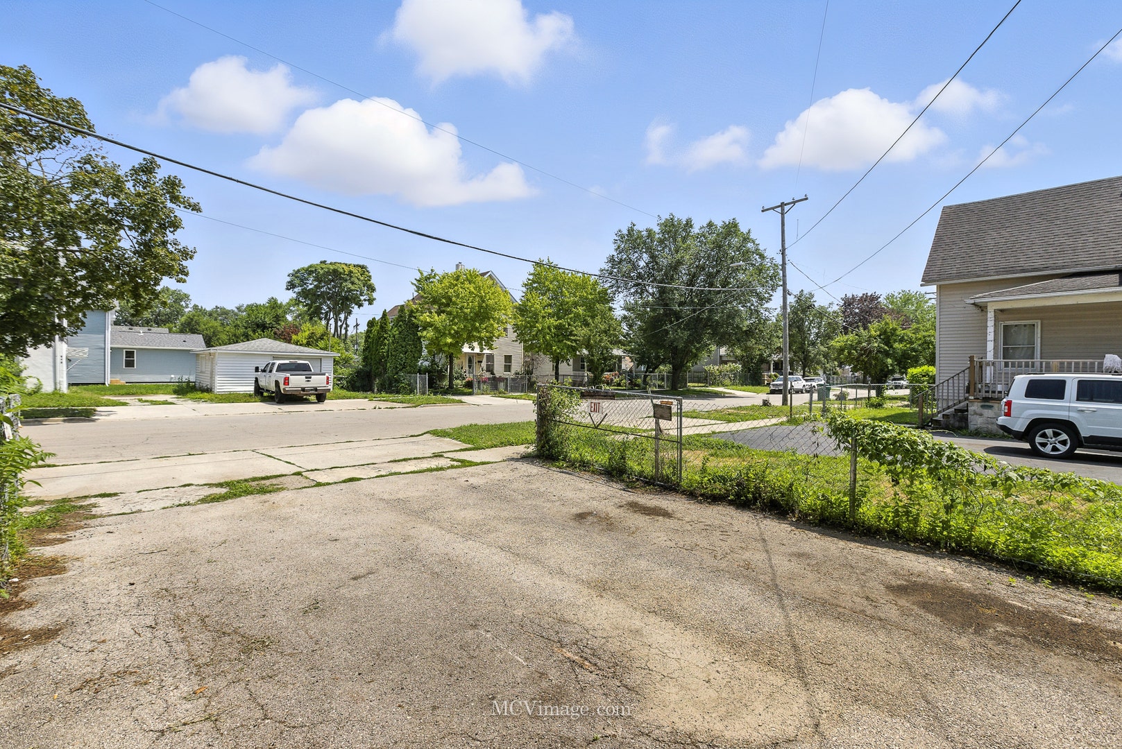 514 E Jackson Street, Joliet, IL 60432 514 E Jackson Street, Joliet, IL 60432