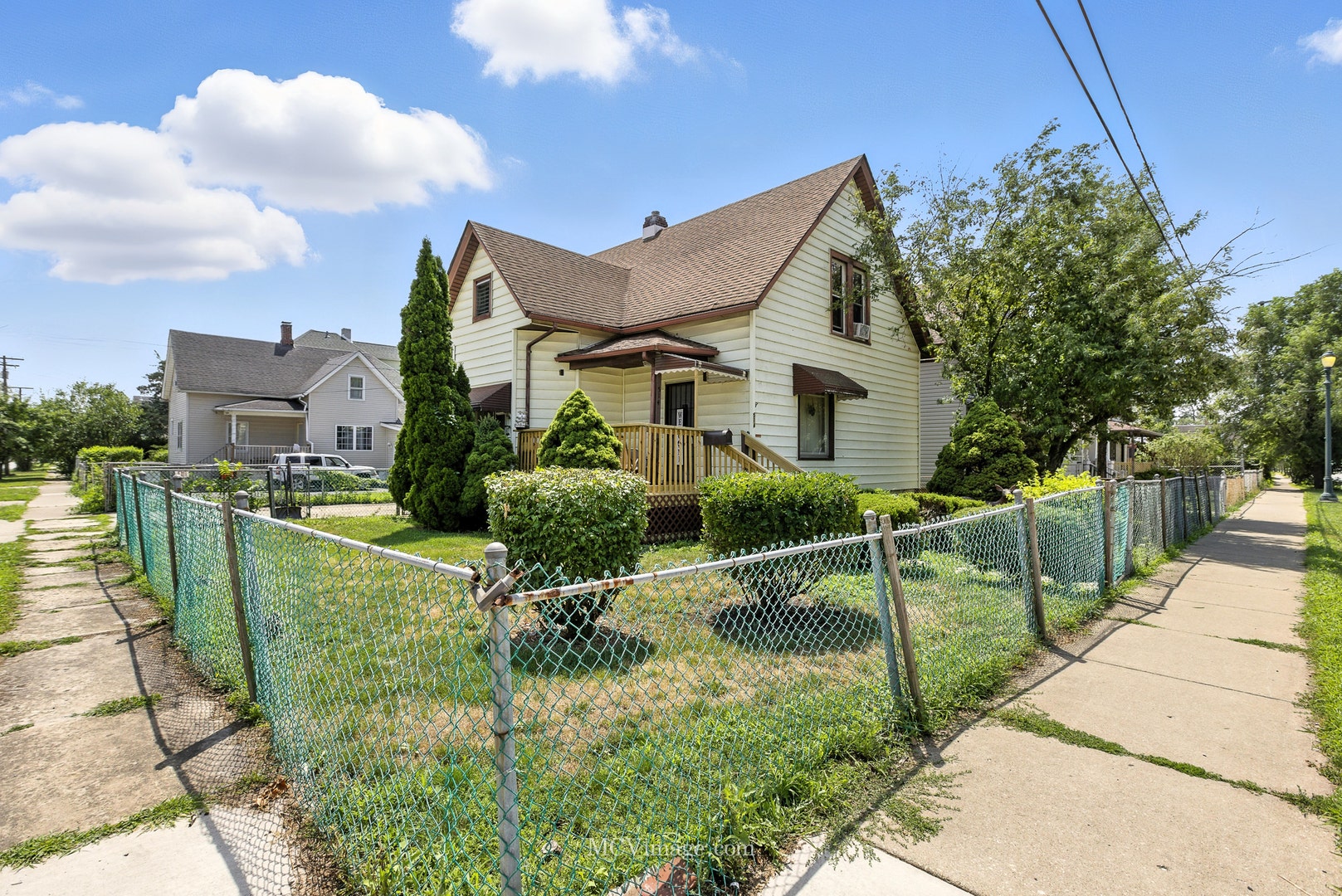 514 E Jackson Street, Joliet, IL 60432 514 E Jackson Street, Joliet, IL 60432