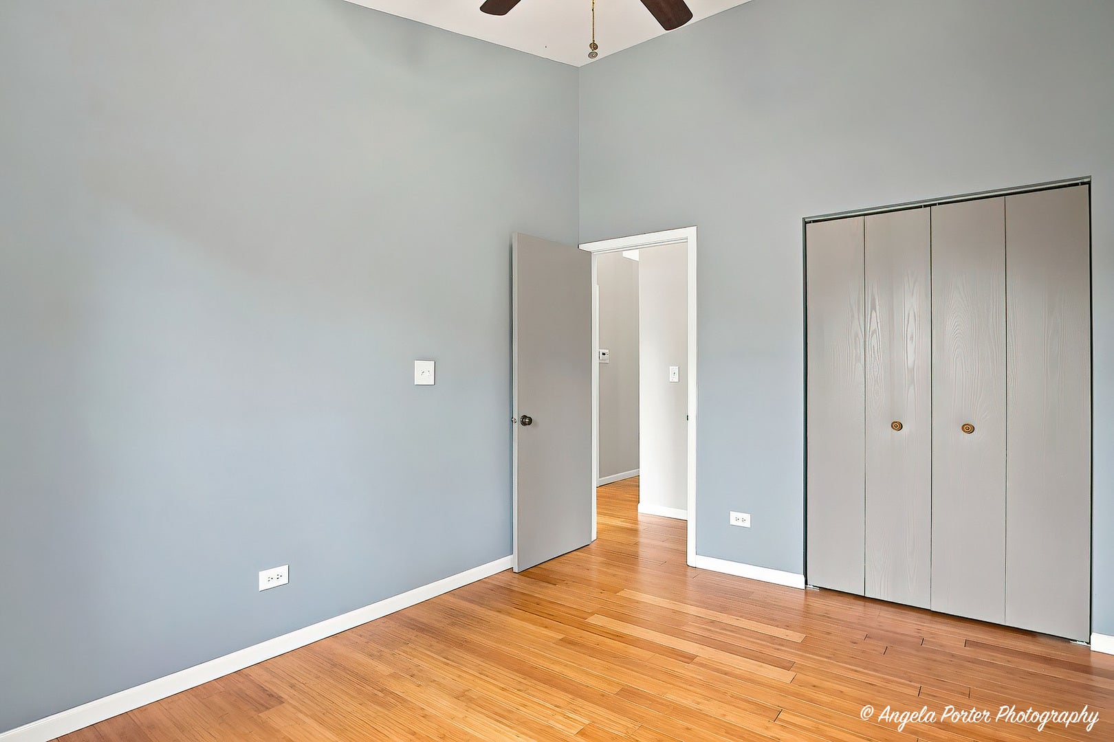 205 Chaparral Circle, Elgin, IL 60120 205 Chaparral Circle, Elgin, IL 60120