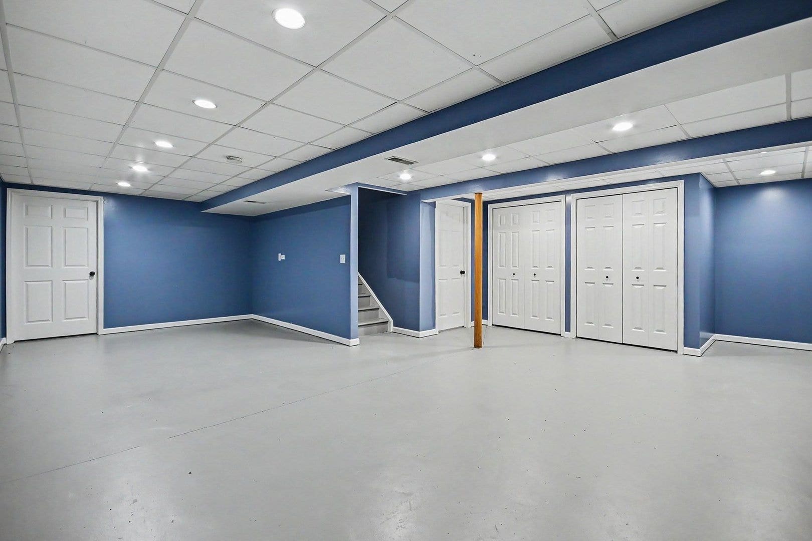 1057 Rosefield Lane, Aurora, IL 60504 1057 Rosefield Lane, Aurora, IL 60504