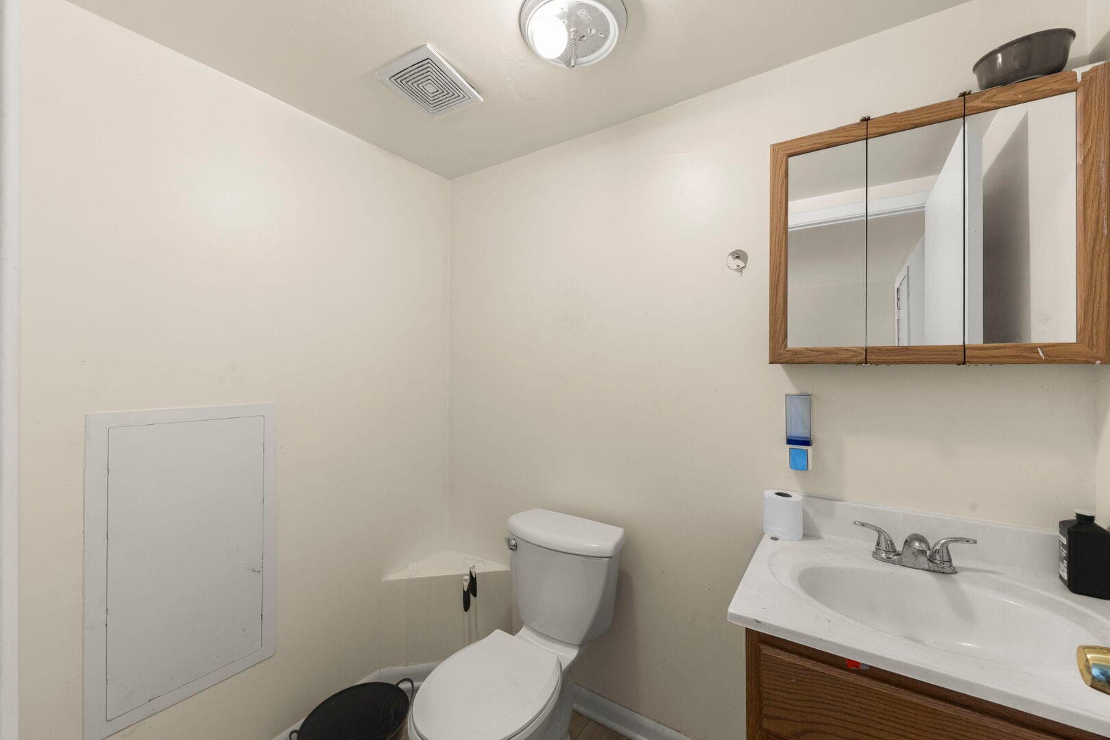 1507 1/2 W Jefferson Street, Joliet, IL 60435 1507 1/2 W Jefferson Street, Joliet, IL 60435