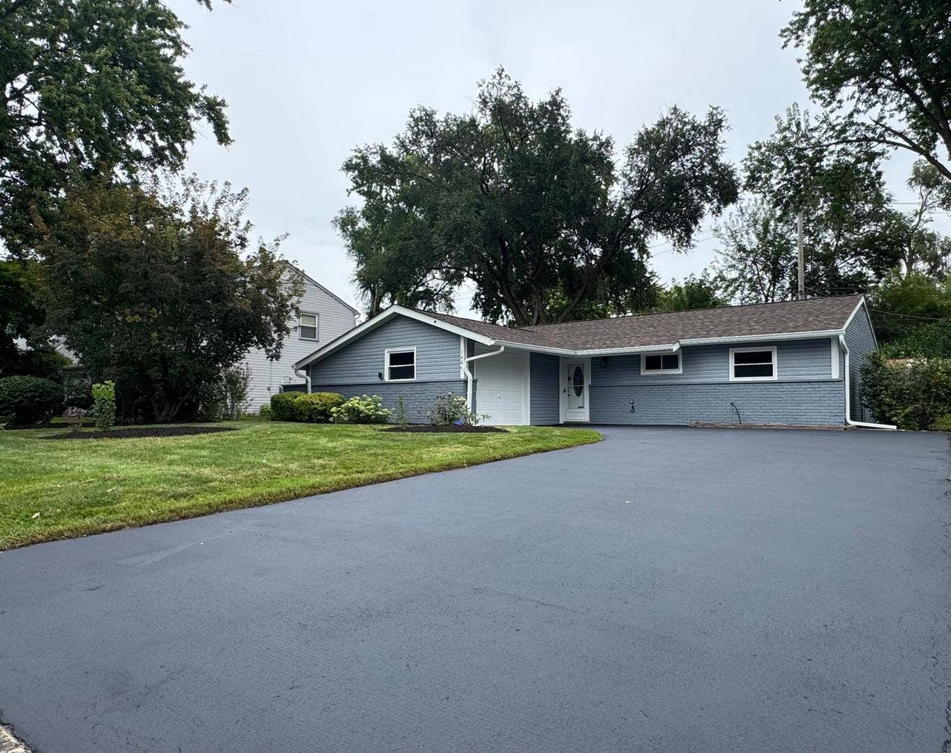 144 N Pinecrest Road, Bolingbrook, IL 60440 144 N Pinecrest Road, Bolingbrook, IL 60440