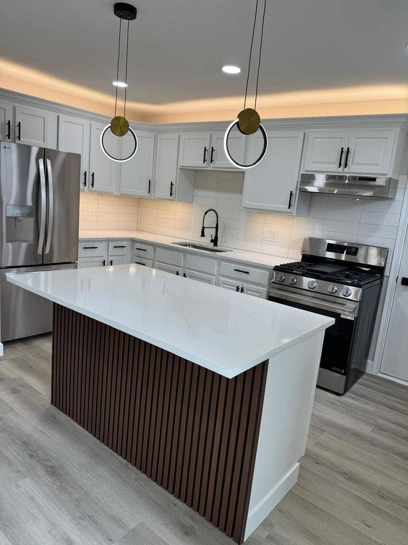 144 N Pinecrest Road, Bolingbrook, IL 60440 144 N Pinecrest Road, Bolingbrook, IL 60440