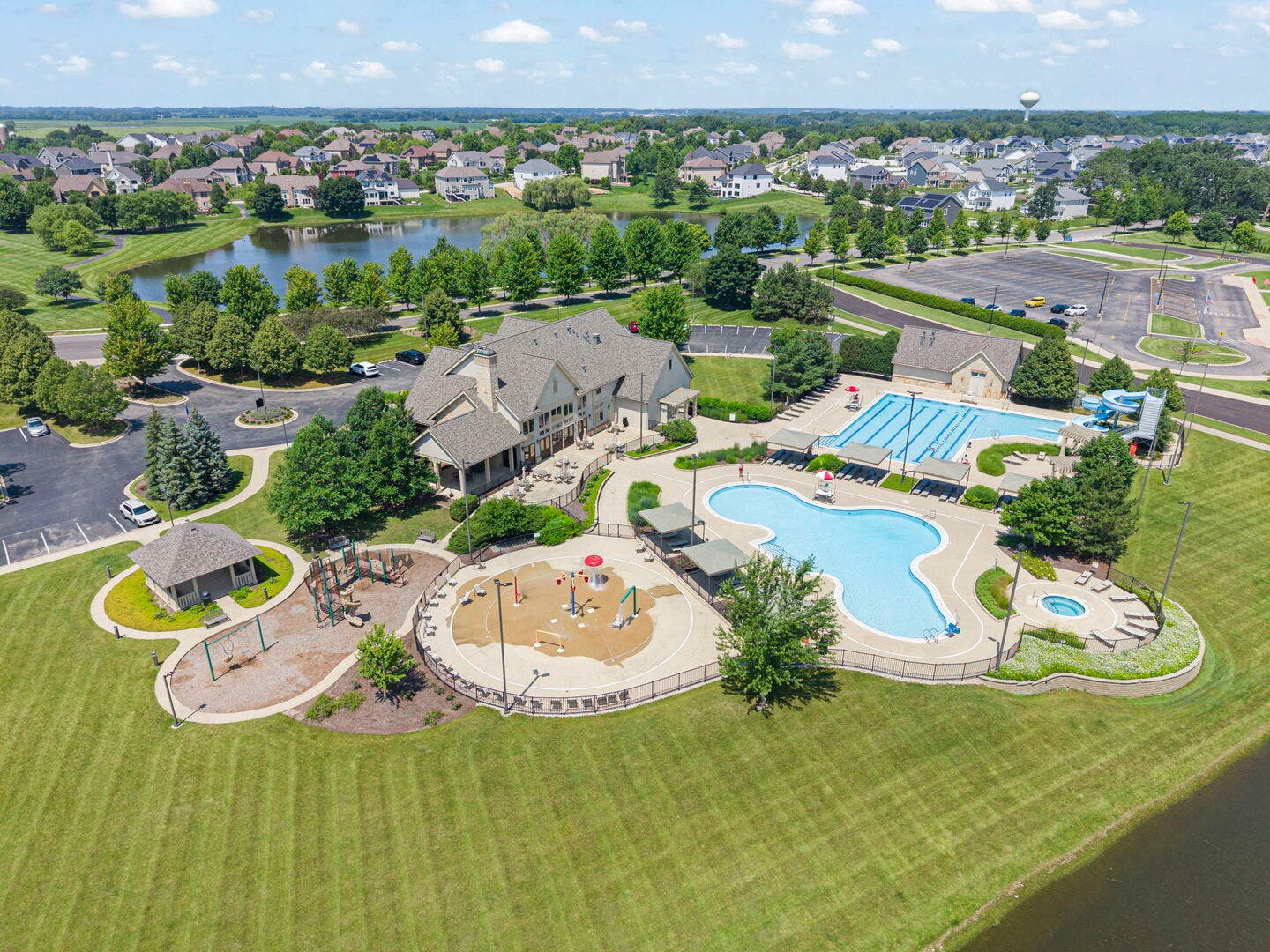 3687 Peregrine Way, Elgin, IL 60124 3687 Peregrine Way, Elgin, IL 60124