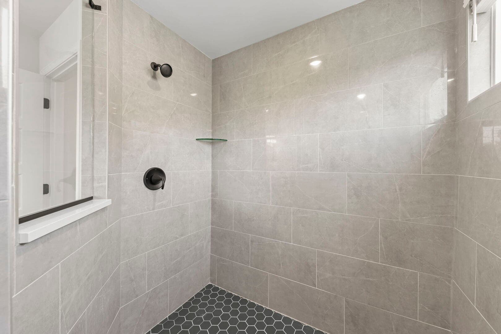 3687 Peregrine Way, Elgin, IL 60124 3687 Peregrine Way, Elgin, IL 60124