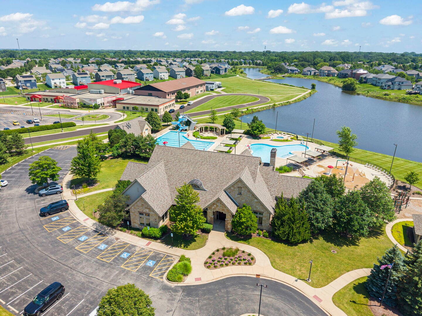 3687 Peregrine Way, Elgin, IL 60124 3687 Peregrine Way, Elgin, IL 60124
