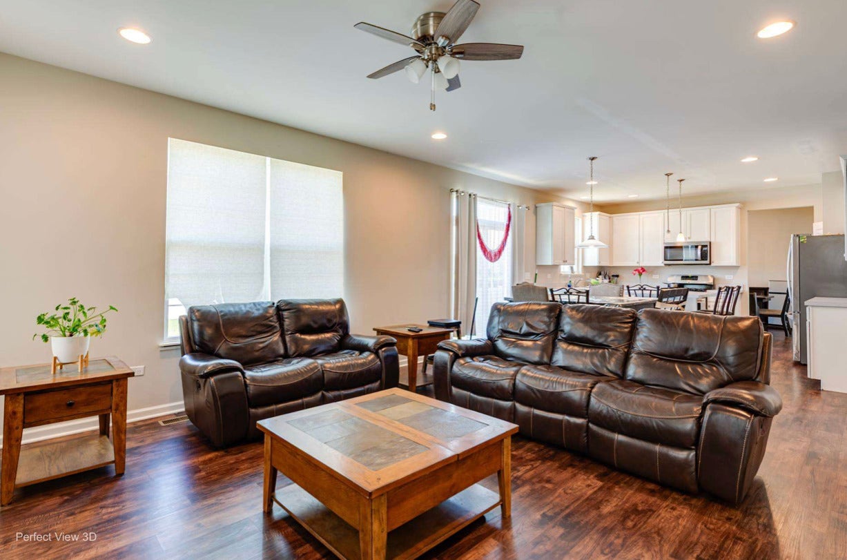 1908 Foxborough Way, Joliet, IL 60431 1908 Foxborough Way, Joliet, IL 60431