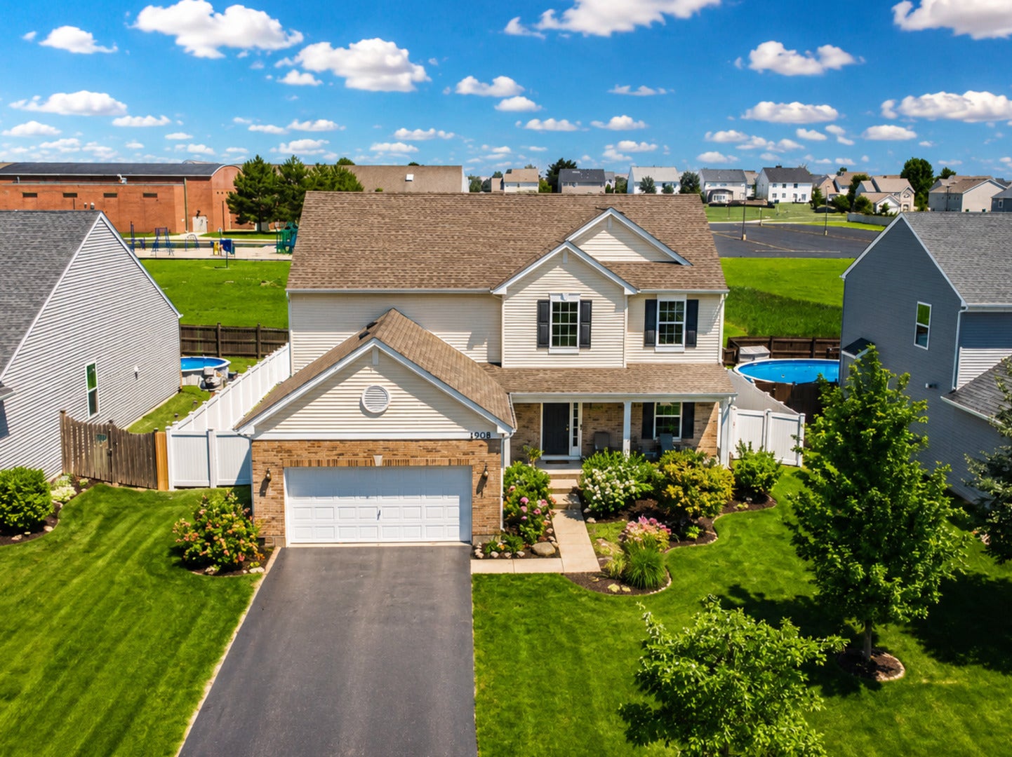 1908 Foxborough Way, Joliet, IL 60431 1908 Foxborough Way, Joliet, IL 60431