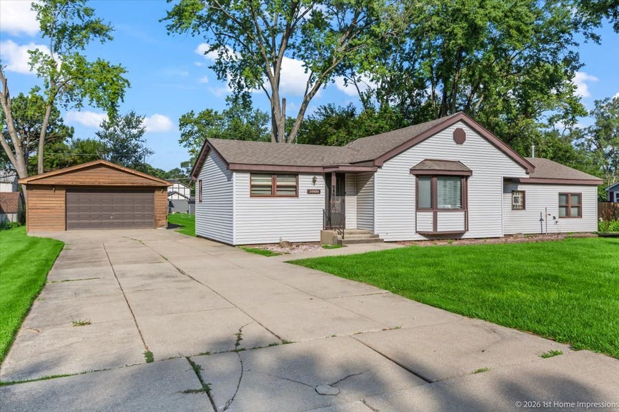 Property photo for 10334 S 74th Avenue, Palos Hills, IL