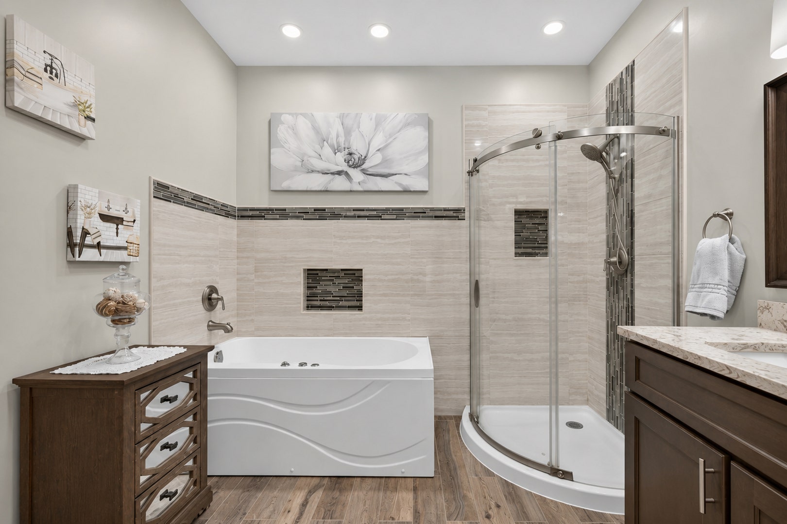 7131 168th Street, Tinley Park, IL 60477 7131 168th Street, Tinley Park, IL 60477
