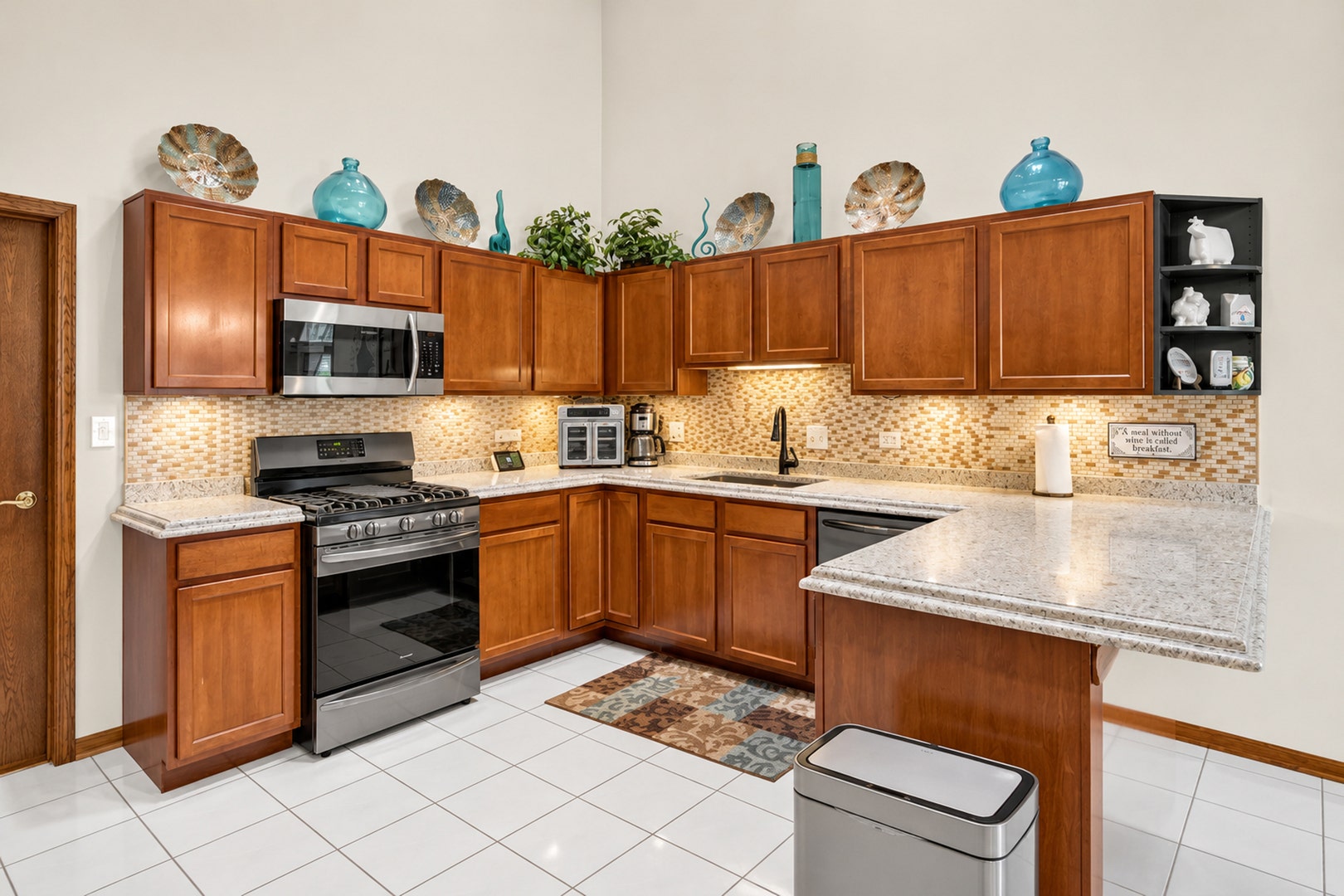 7131 168th Street, Tinley Park, IL 60477 7131 168th Street, Tinley Park, IL 60477