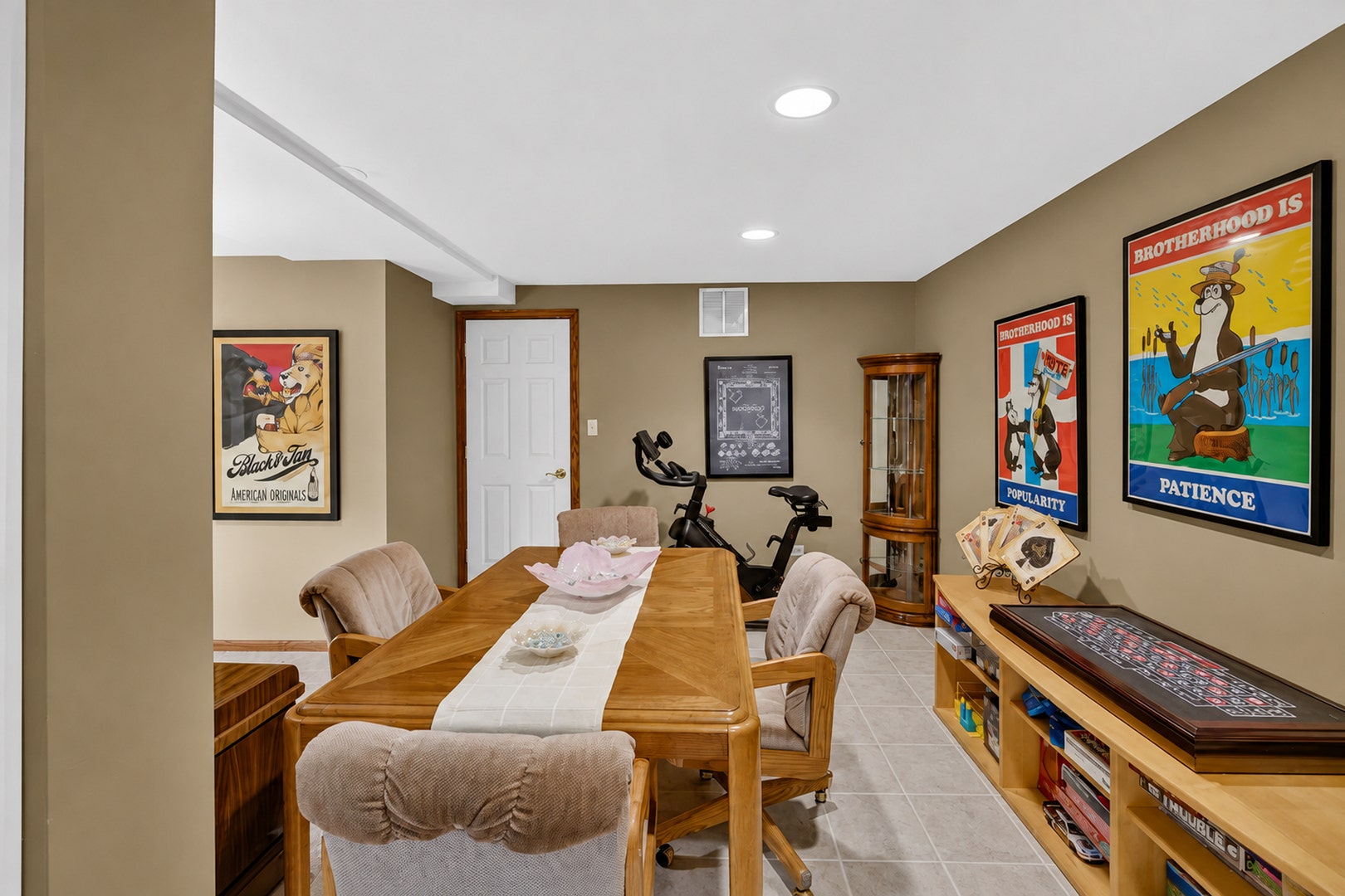 7131 168th Street, Tinley Park, IL 60477 7131 168th Street, Tinley Park, IL 60477