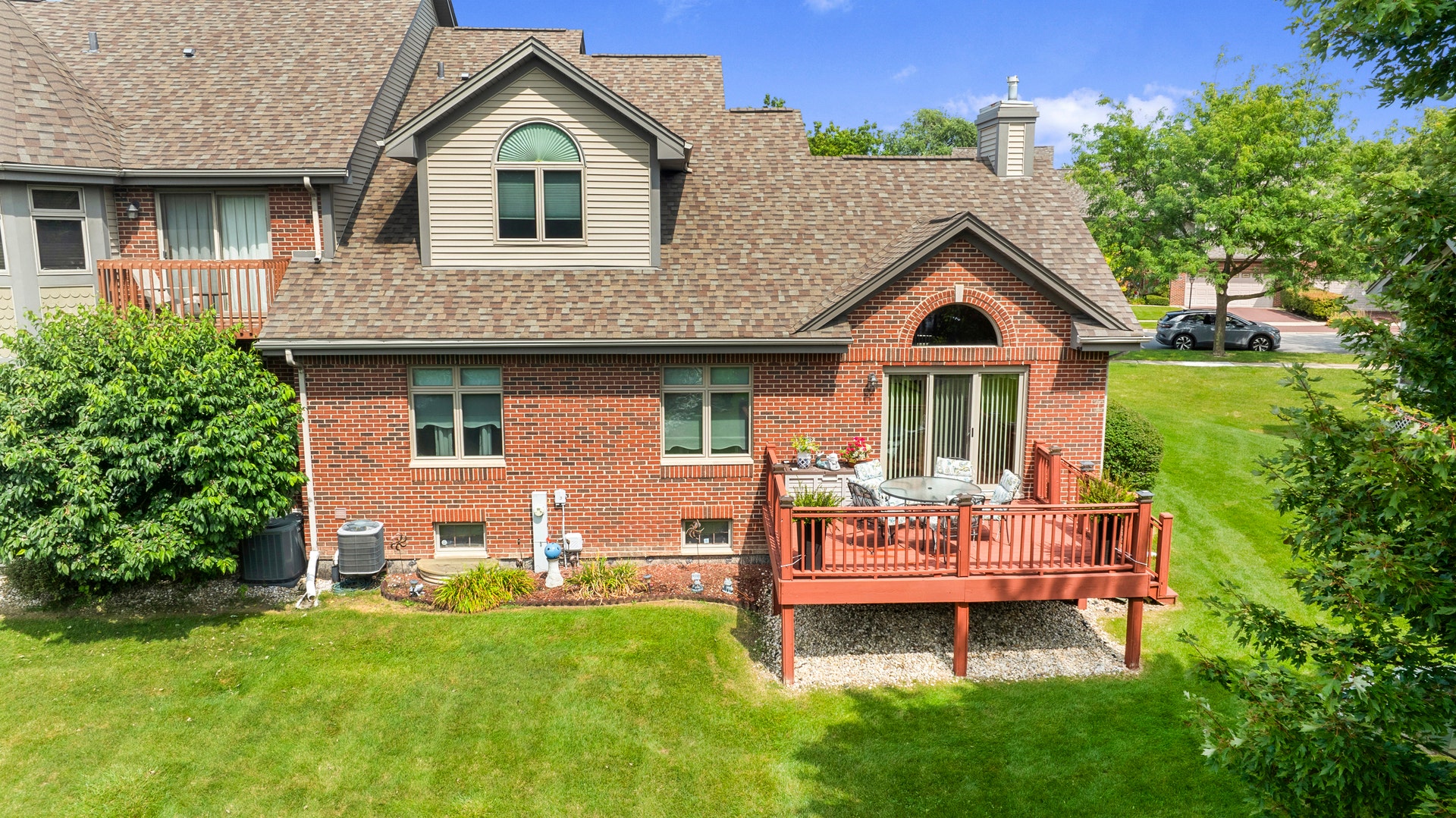 7131 168th Street, Tinley Park, IL 60477 7131 168th Street, Tinley Park, IL 60477