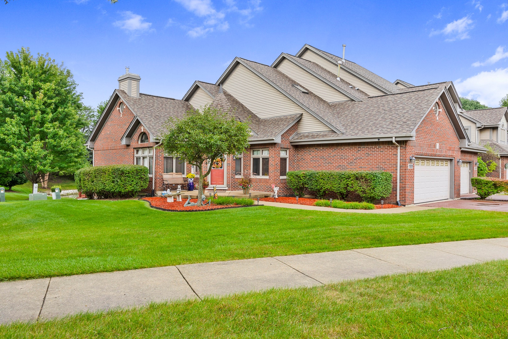7131 168th Street, Tinley Park, IL 60477 7131 168th Street, Tinley Park, IL 60477